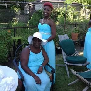 Meet your Posher, Juanita